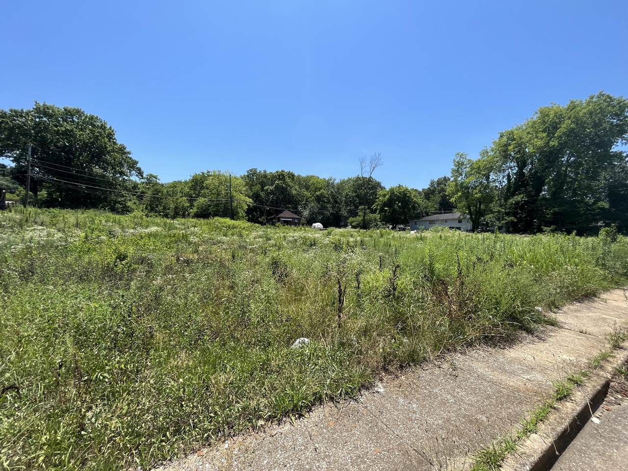 915 Taylor St - Photo 1