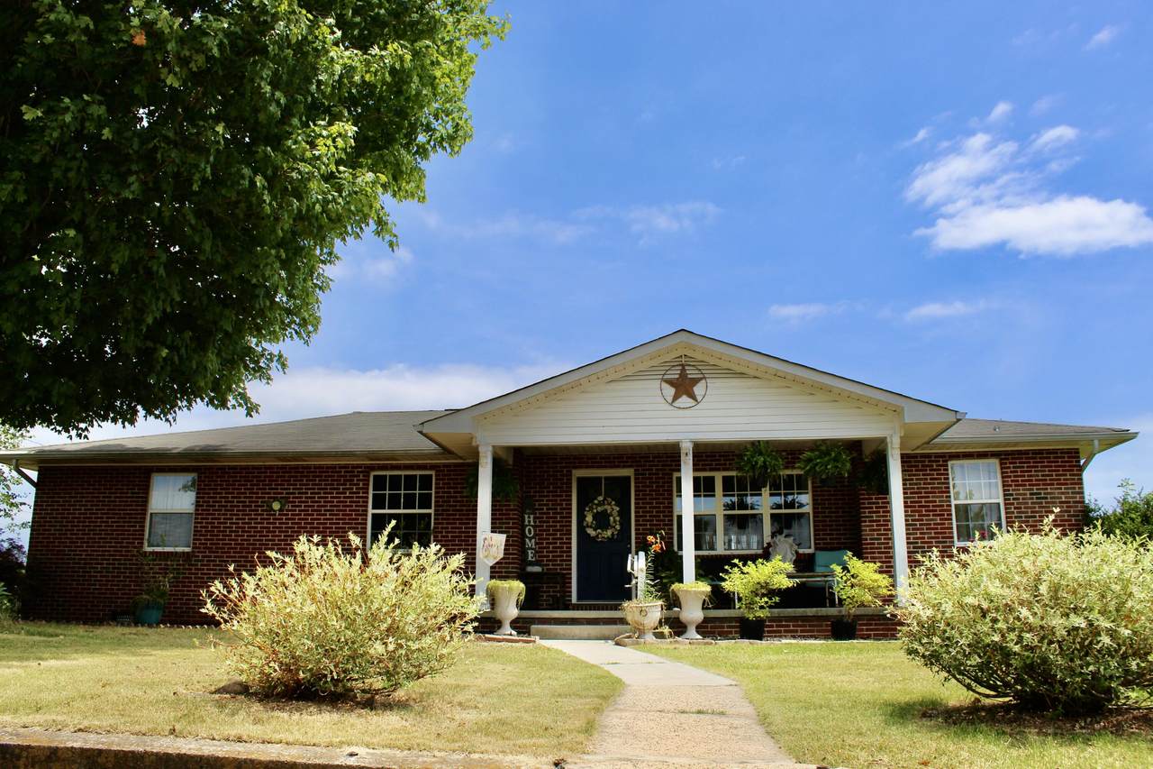 4260 Walkertown Road - Photo 1