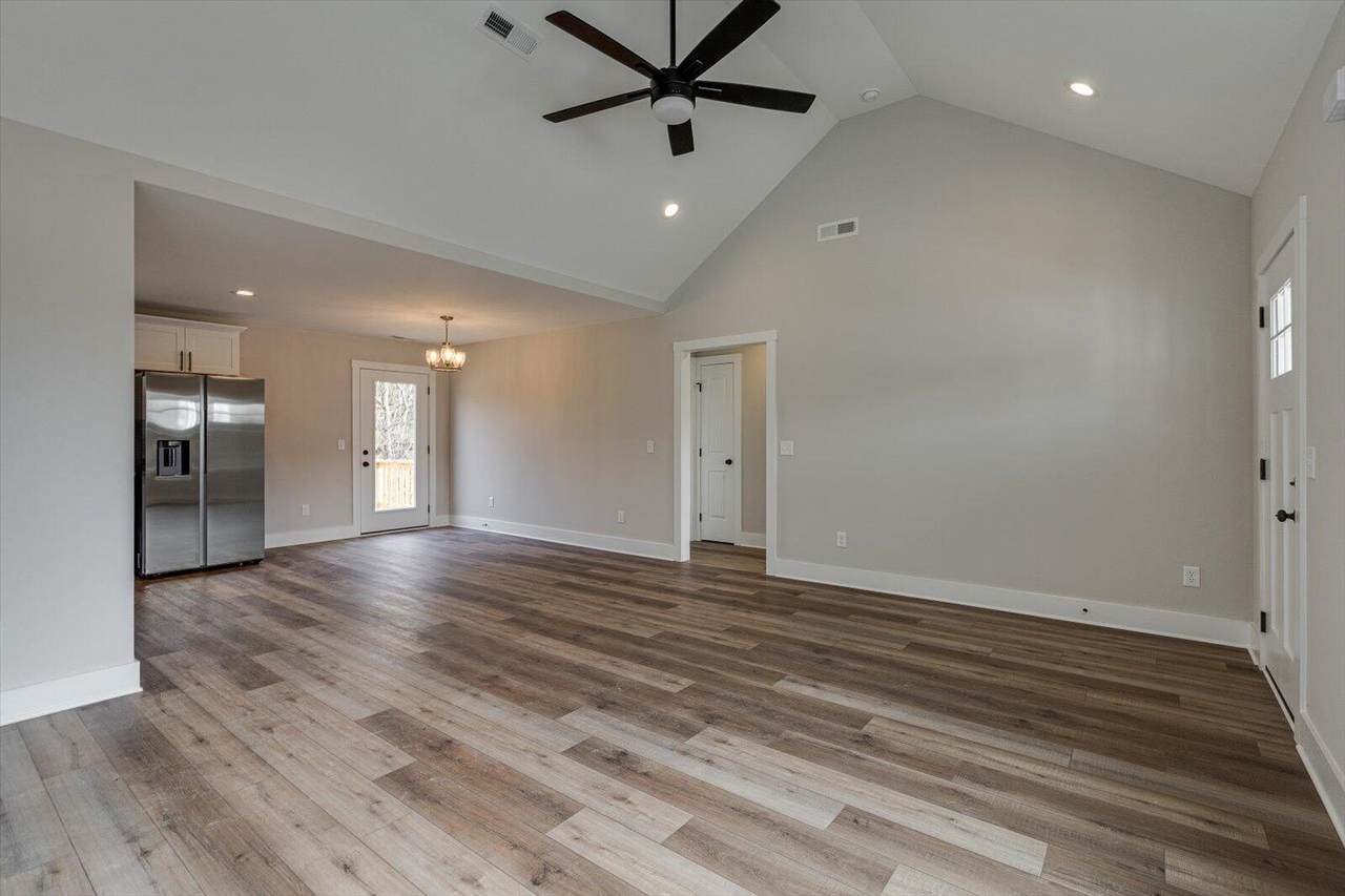 https://bt-photos.global.ssl.fastly.net/chattanooga/1280_boomver_4_1395320-2.jpg