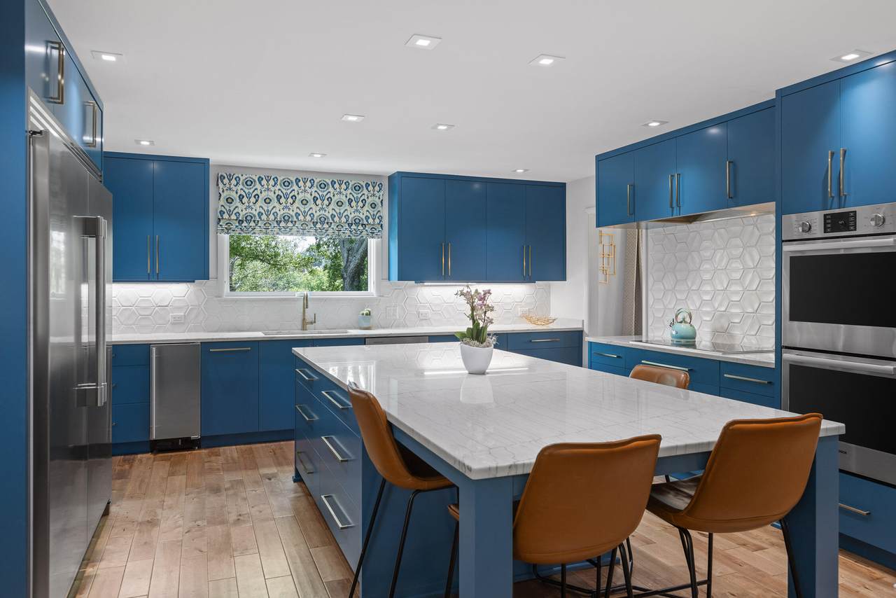14 Crest Road - Photo 1