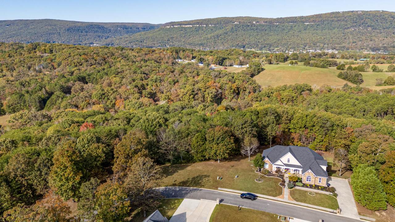 0-25 Skyhigh Drive - Photo 1