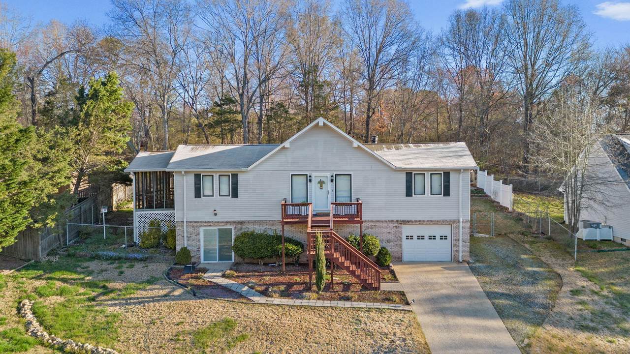 2125 Dallas Lake Road - Photo 1