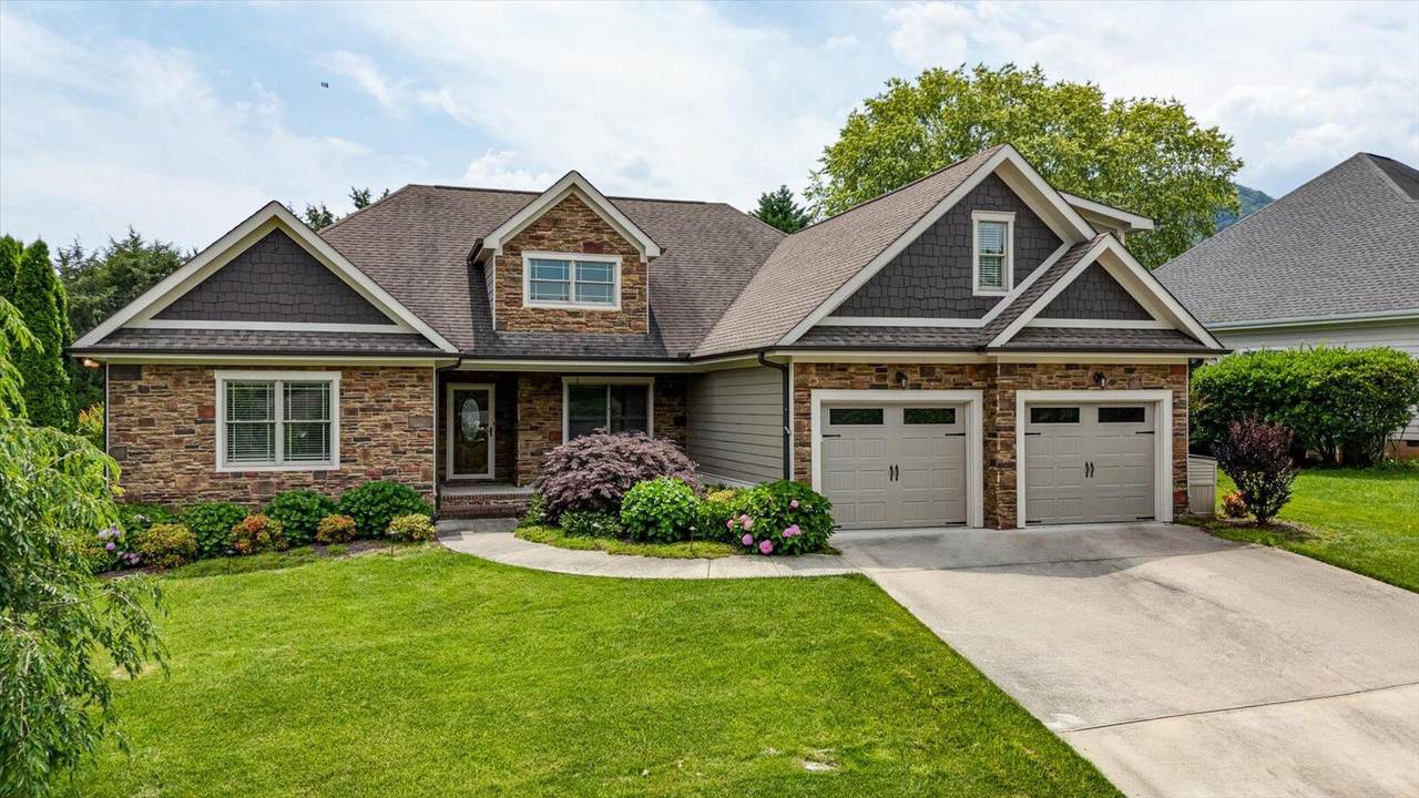 5940 Sunset Canyon Drive - Photo 1