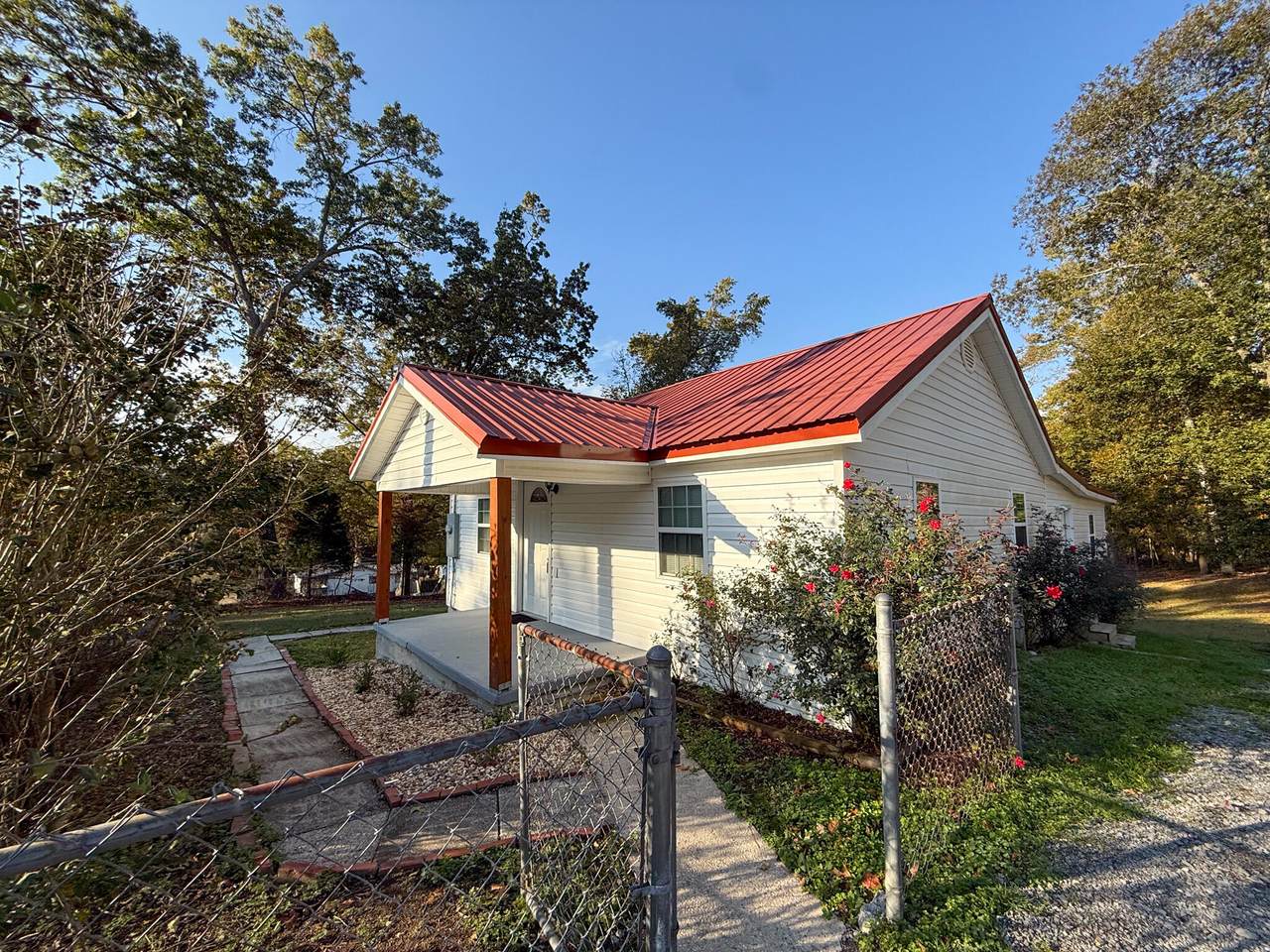 206 Glenn Street - Photo 1