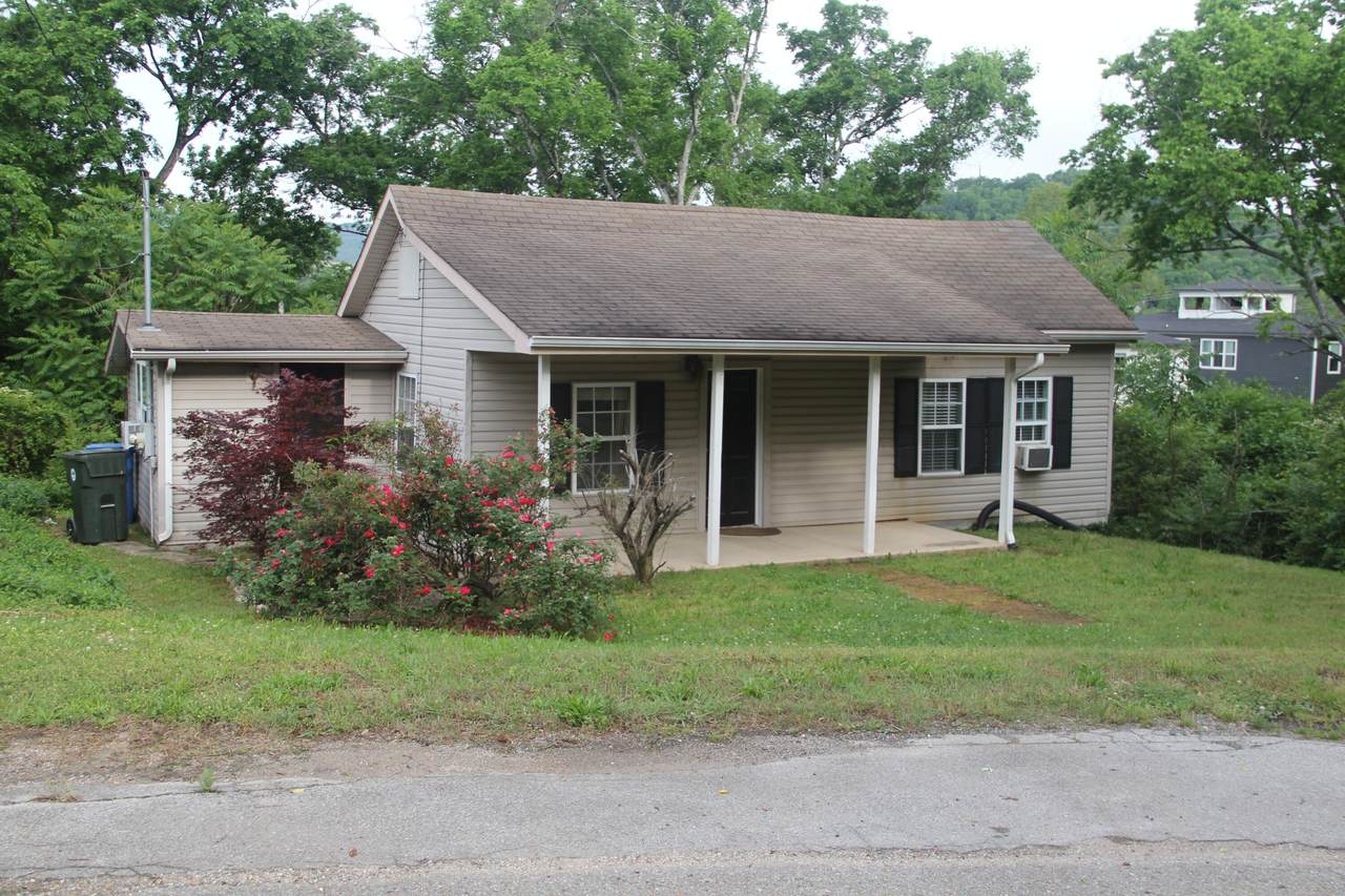 517 Woodland Avenue - Photo 1
