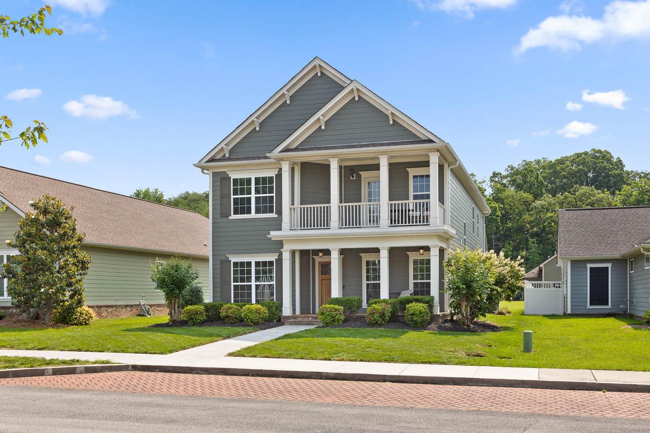 3824 Hearthstone Circle - Photo 1