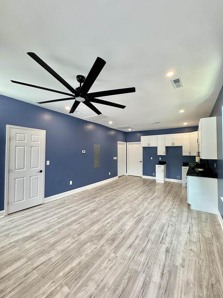 1605-103 Dodds Avenue - Photo 1