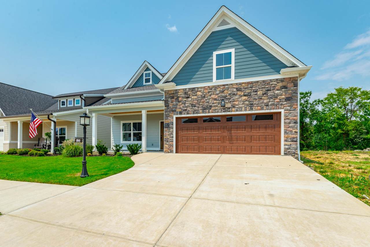 1049 Silverpine Drive - Photo 1