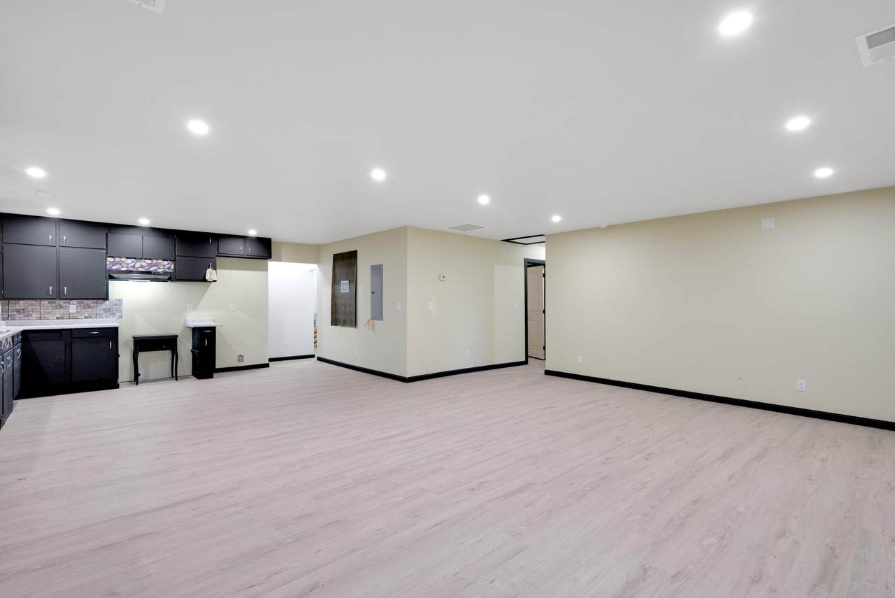 3203 44th Street Street - Photo 1