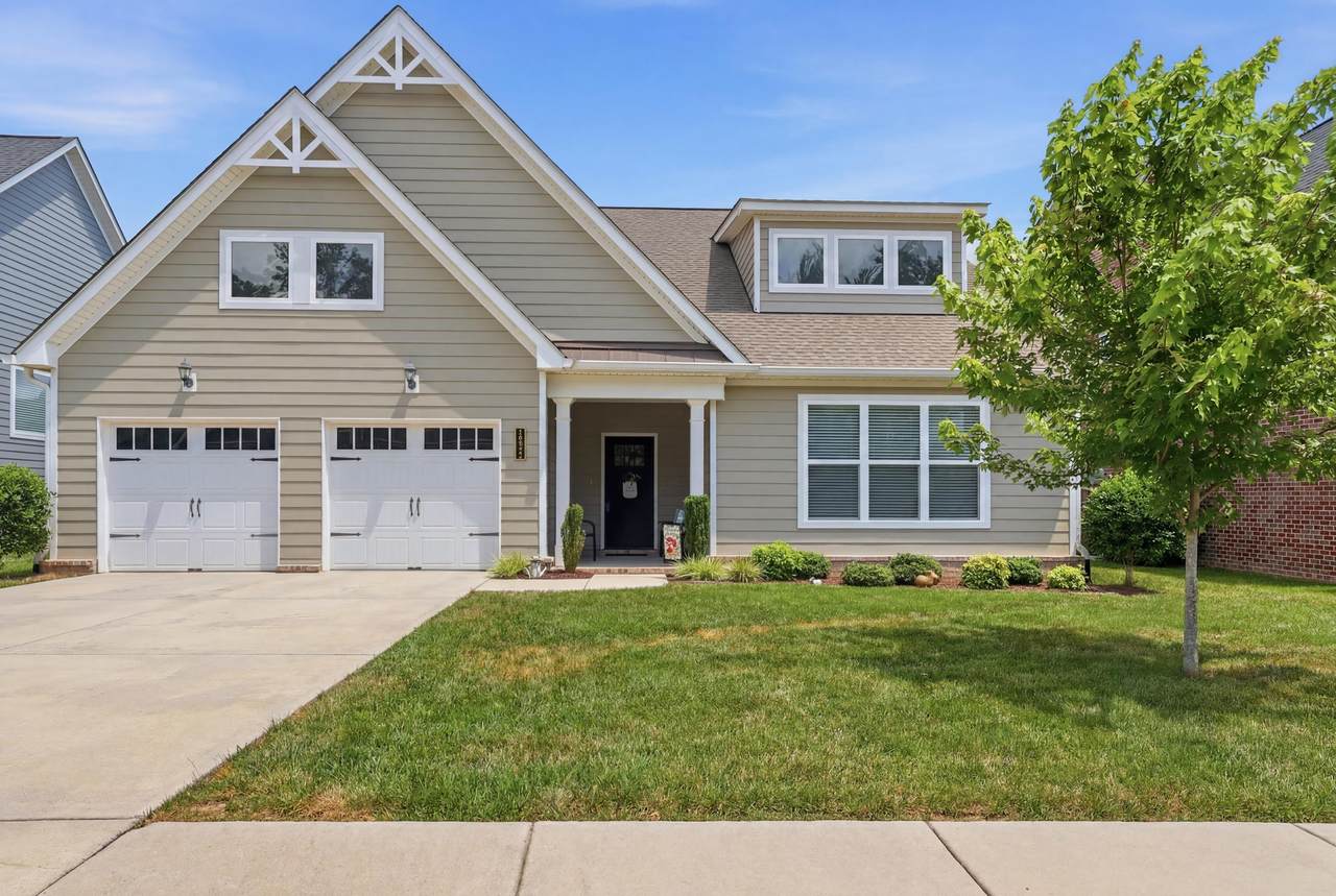 1533 Buttonwood Loop - Photo 1