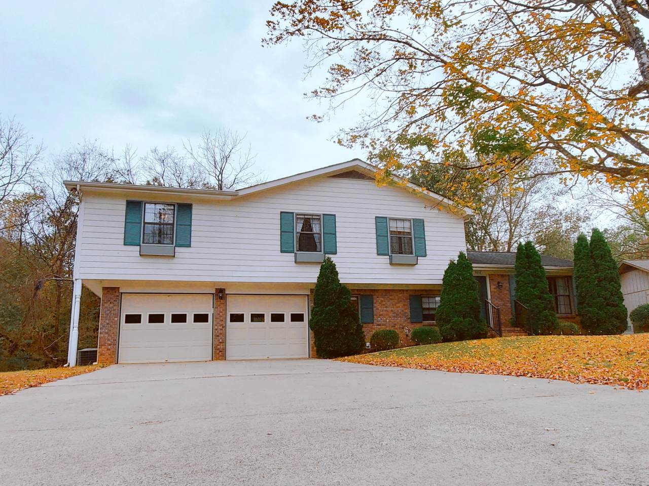 5618 Landrum Drive - Photo 1