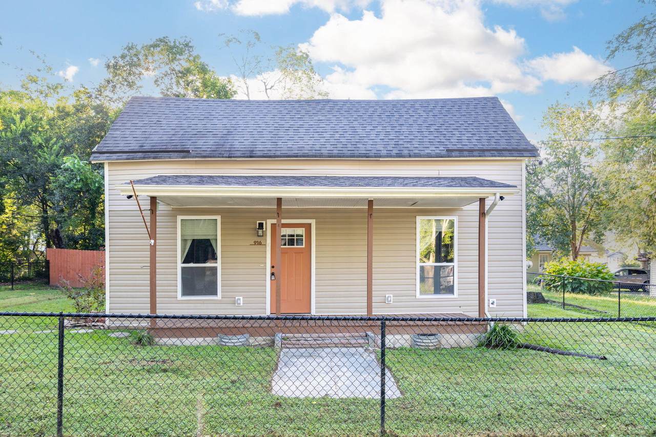 916 Logan Avenue - Photo 1