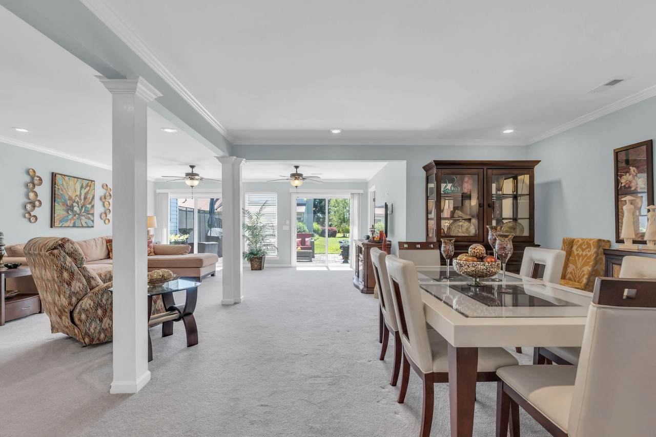 1286 Leaside Lane - Photo 1