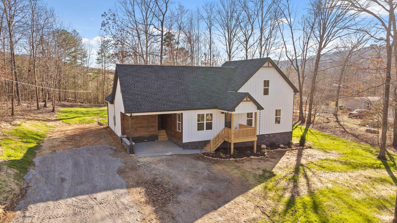 1145 Daniels Road - Photo 1