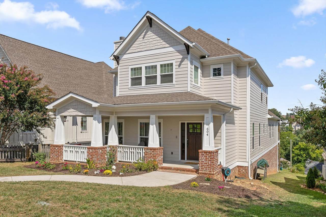 604 Elinor Street - Photo 1