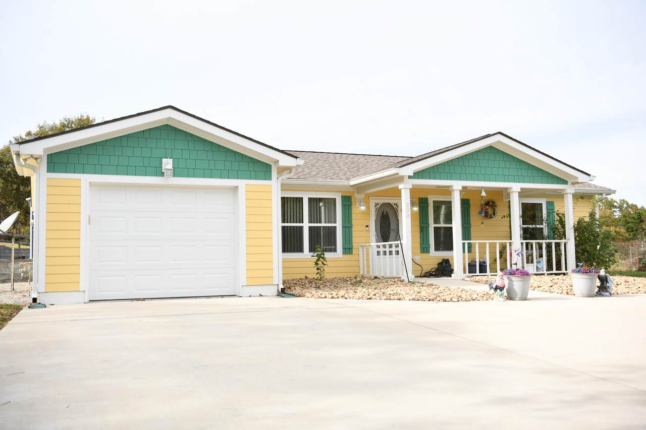 200 Buckeye Lane - Photo 1