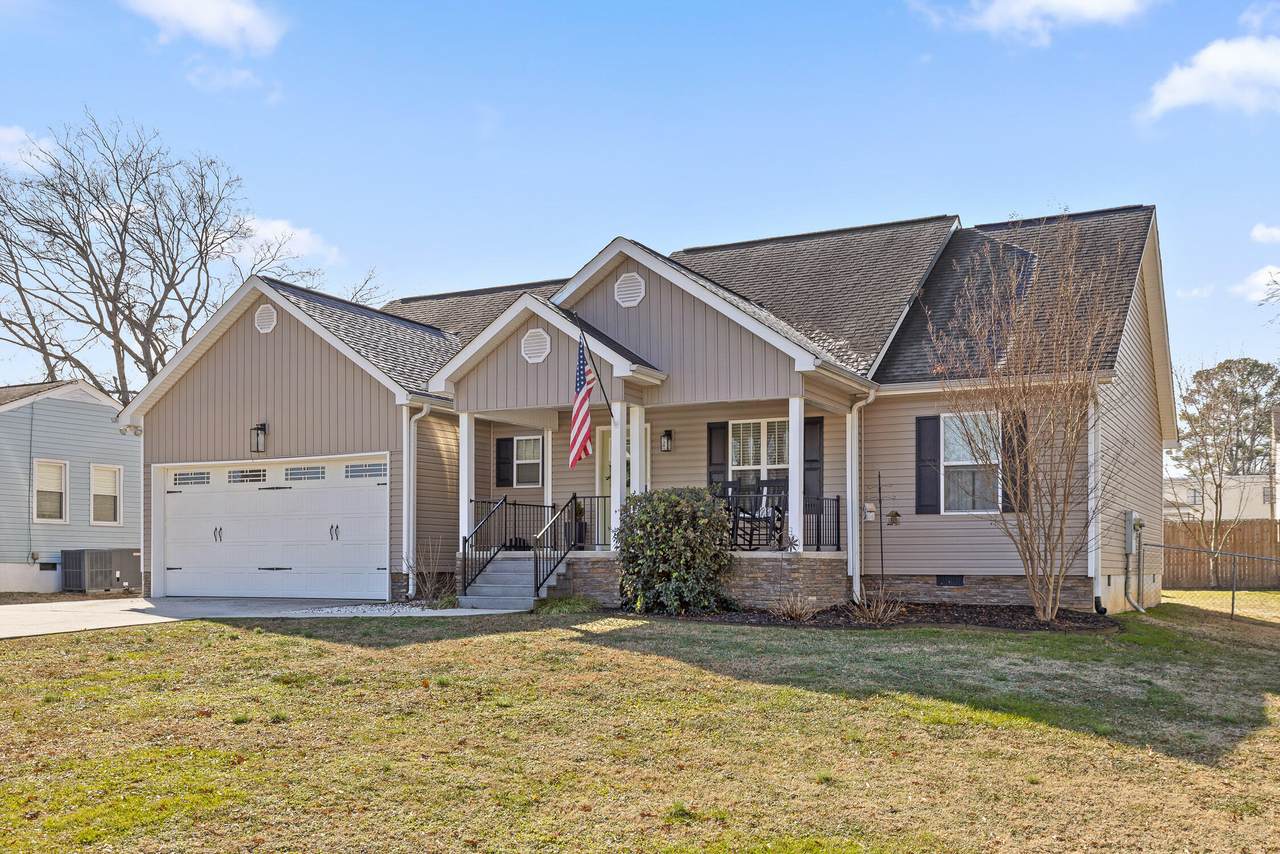 6112 Bermuda Avenue - Photo 1