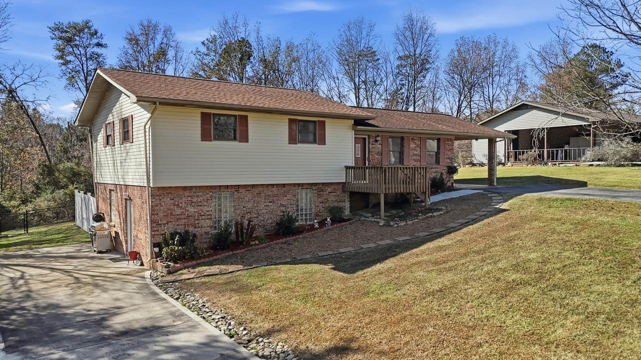 189 Sierra Drive - Photo 1