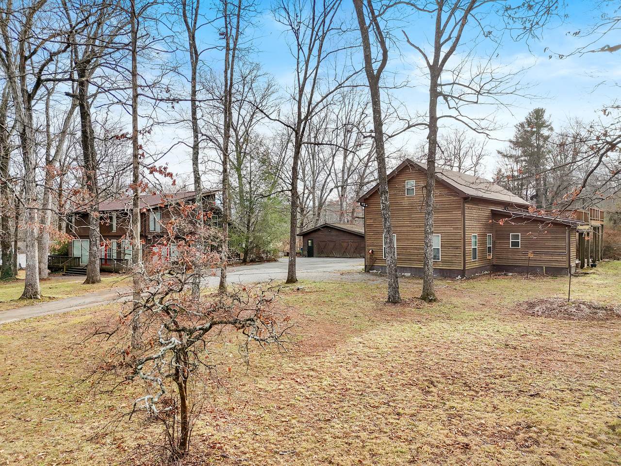 4805 Taft Highway - Photo 1