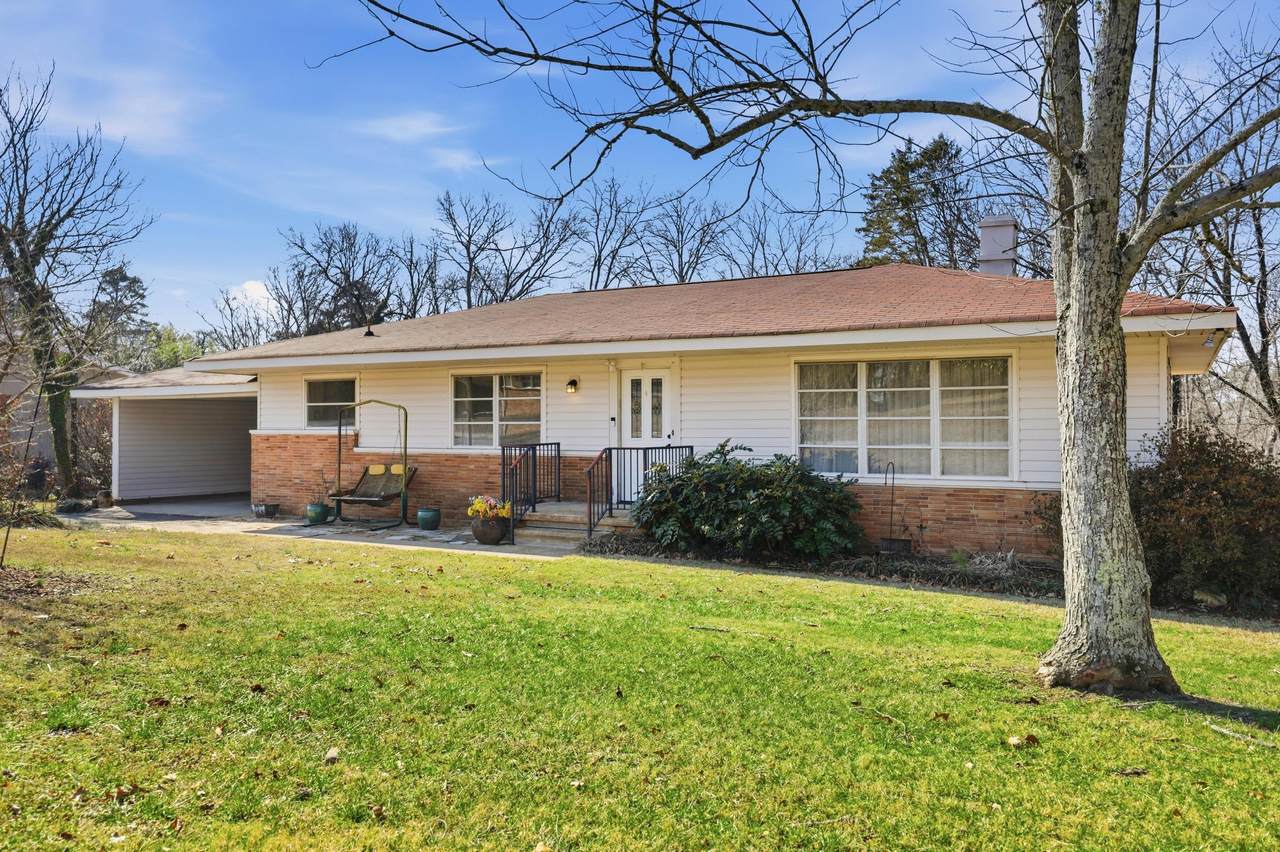 1115 Panorama Drive - Photo 1