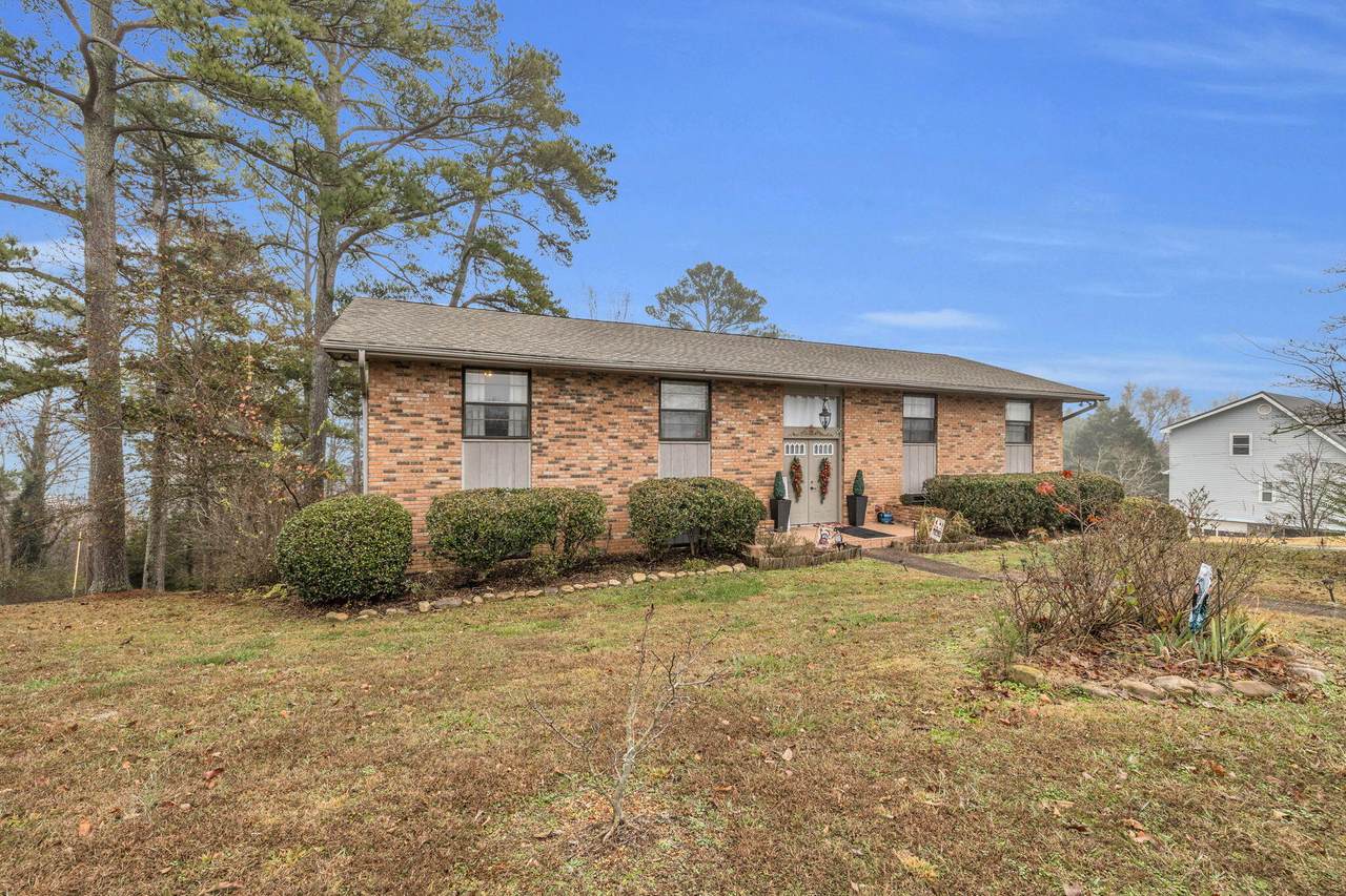 1008 Panorama Drive - Photo 1