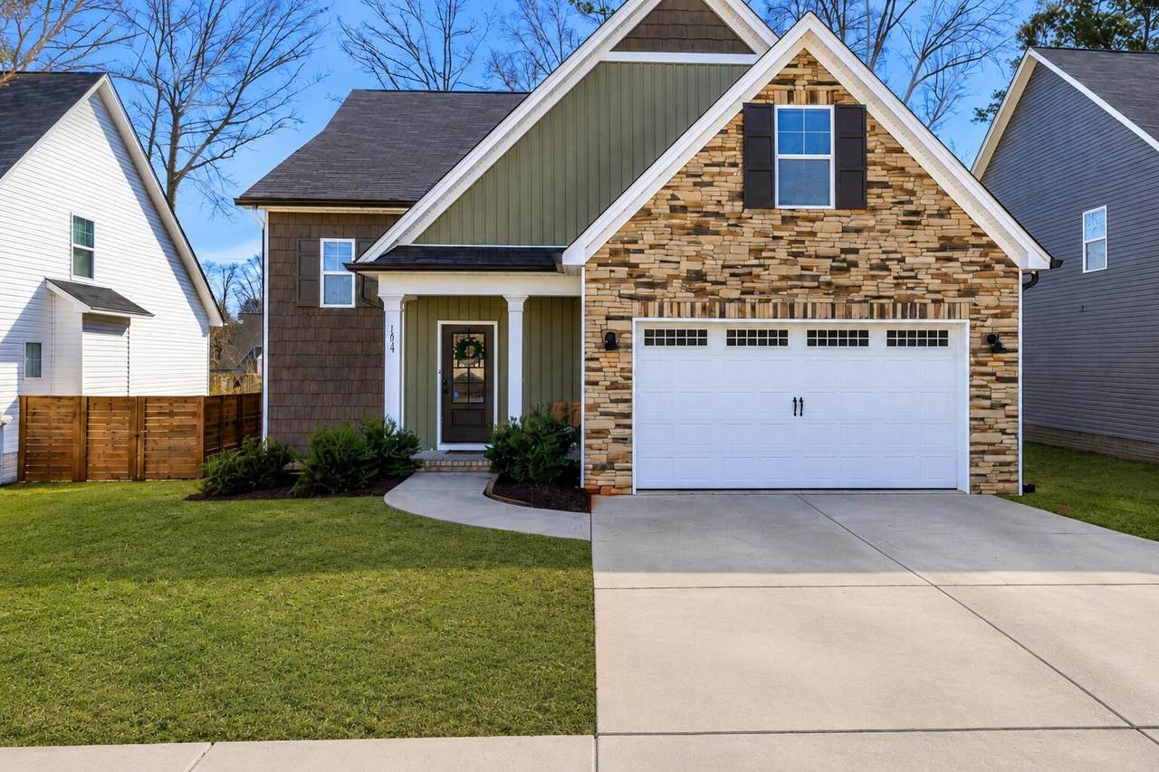 1814 Oakvale Drive - Photo 1