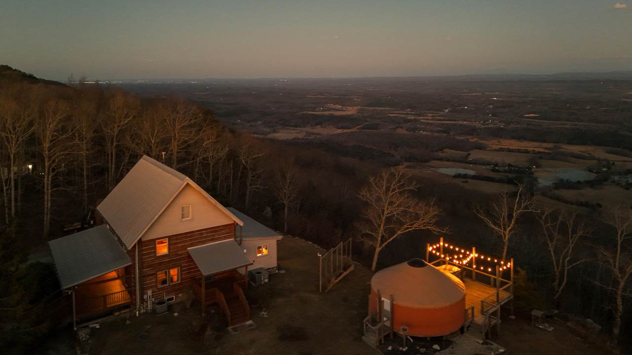 319 Lookout Drive - Photo 1