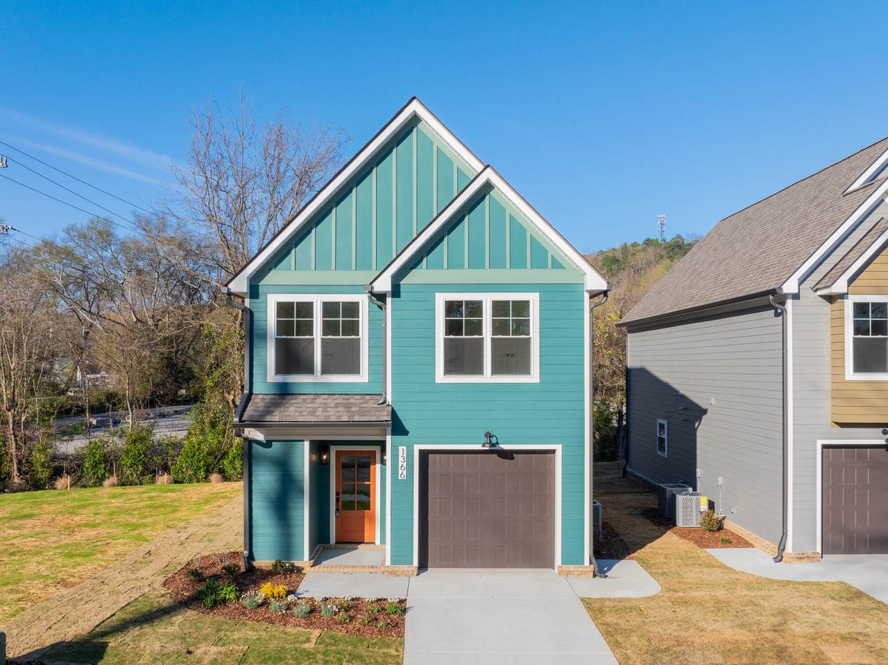 1366 Thomas Avenue - Photo 1