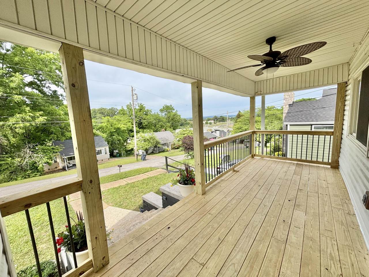 https://bt-photos.global.ssl.fastly.net/chattanooga/1280_boomver_3_1529027-2.jpg