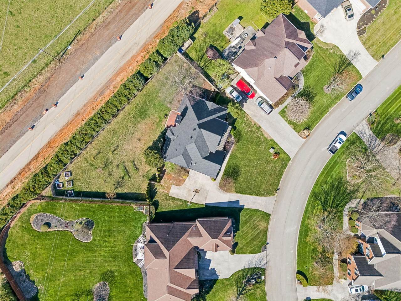 10421 Laurel Pointe Lane - Photo 1