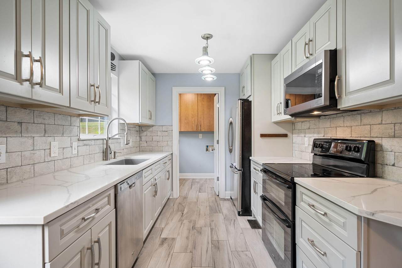 6546 Olde Ferry Landing - Photo 1