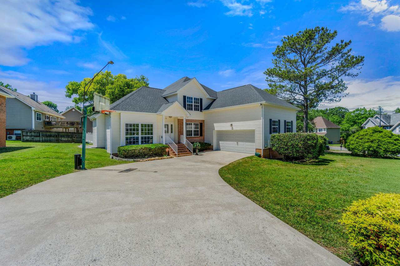 8623 Georgetown Trace Lane - Photo 1