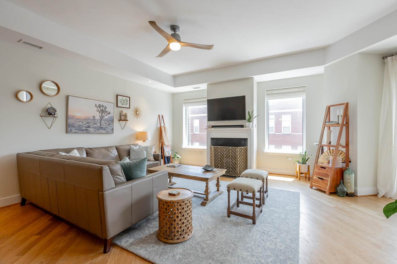 4-306 Cherokee Boulevard - Photo 1