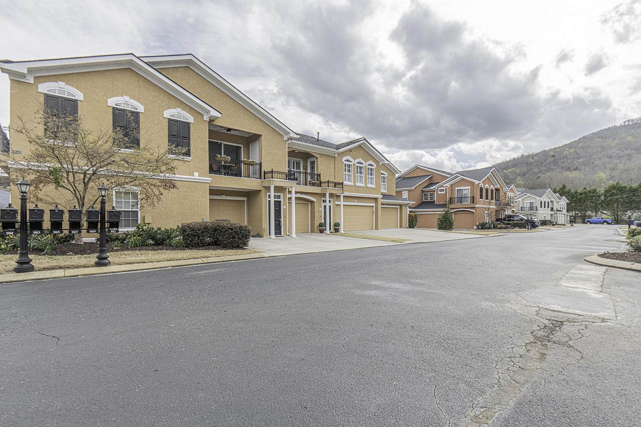 905 Renaissance Court - Photo 1