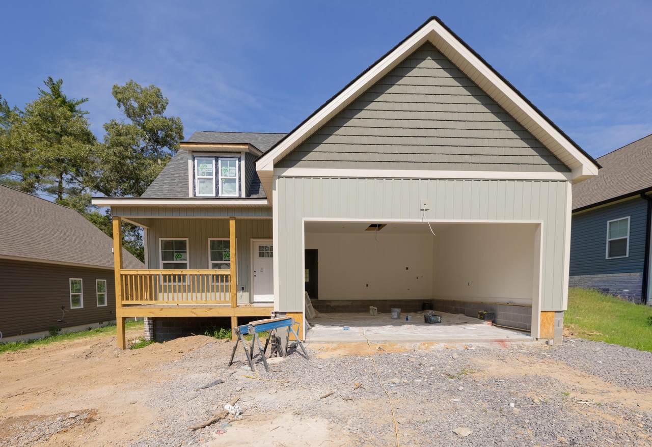 27 Greenslake Road - Photo 1