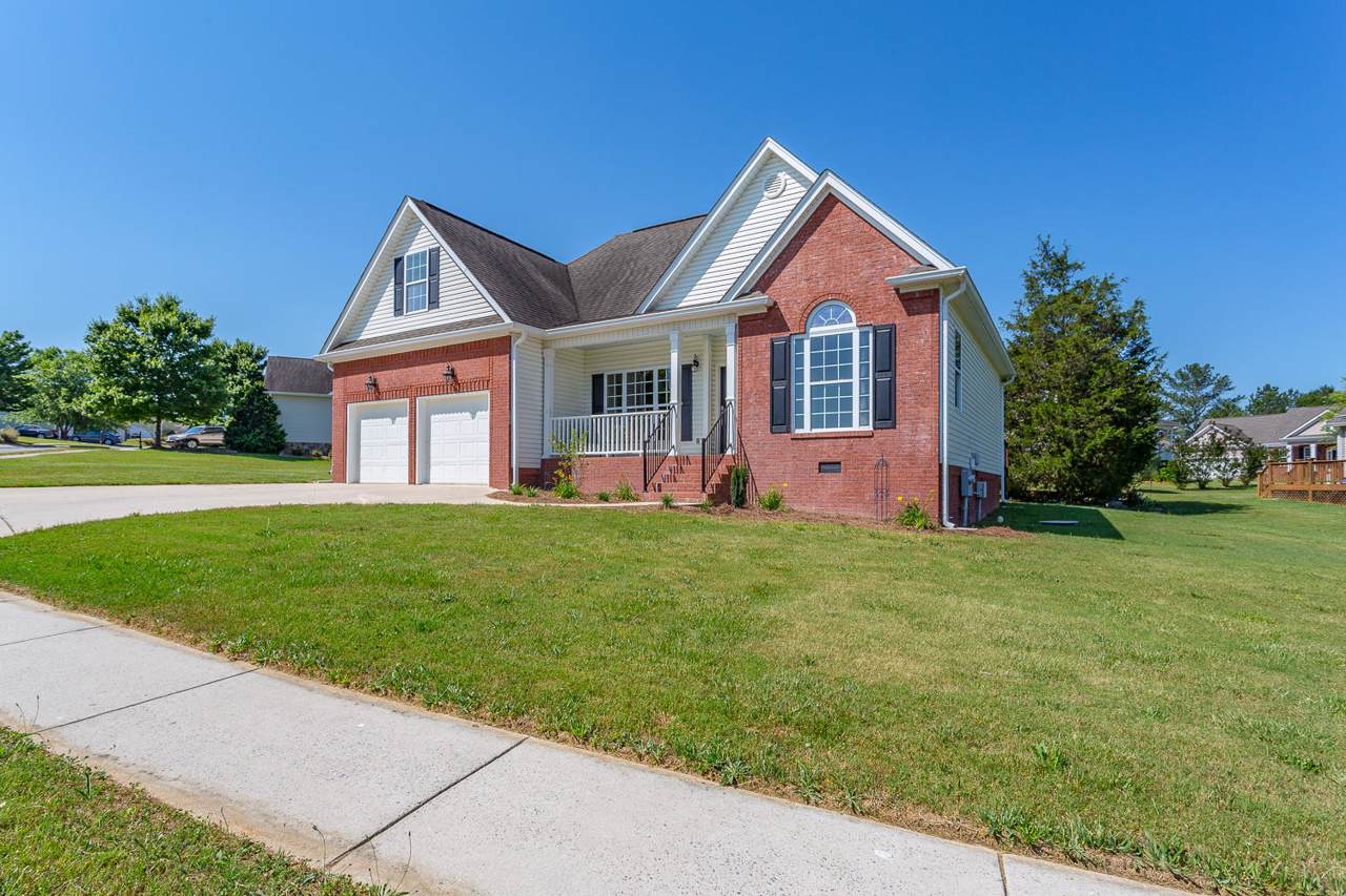 200 Hunting Ridge Cir - Photo 1