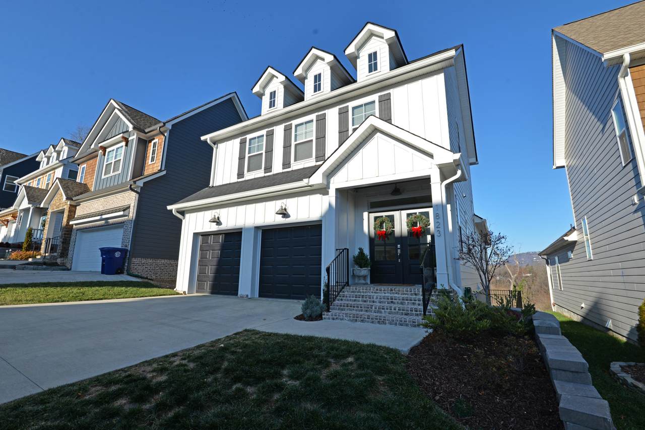 1823 Seven Pines Ln - Photo 1