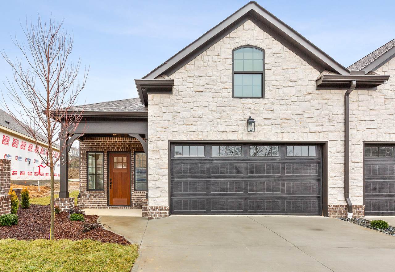 787 Wood Grove Cir - Photo 1