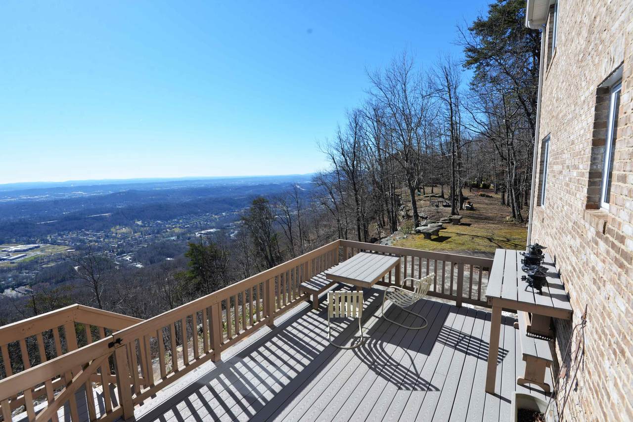 1300 E Brow Rd, Signal Mountain, TN 37377 (MLS 1327729) The