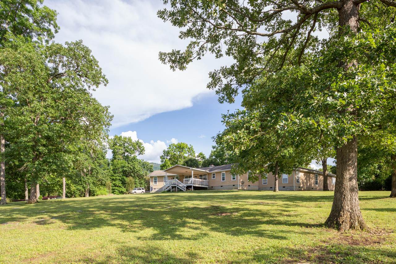 271 Melissa Dr - Photo 1