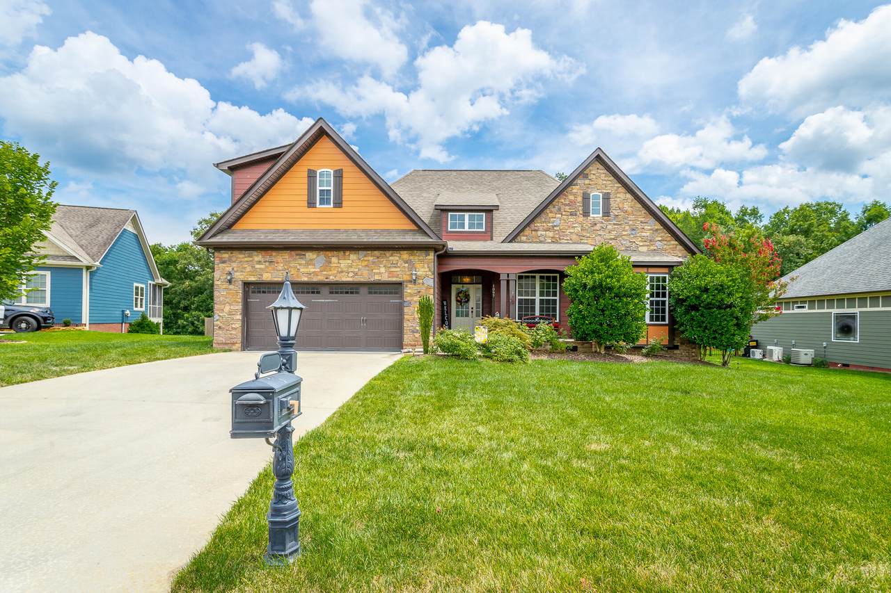 1097 Natural Way - Photo 1