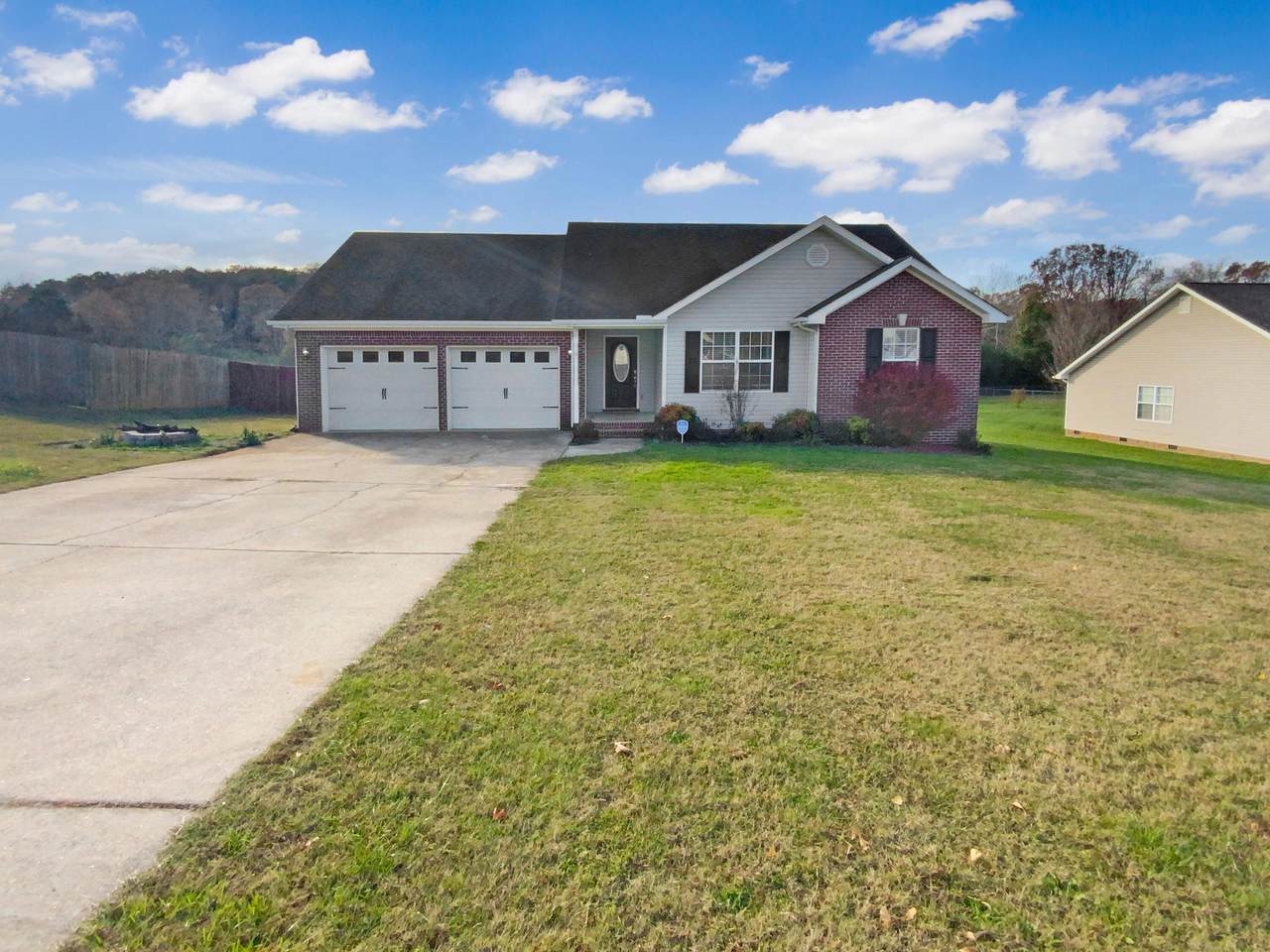 96 Pebblestone Dr - Photo 1