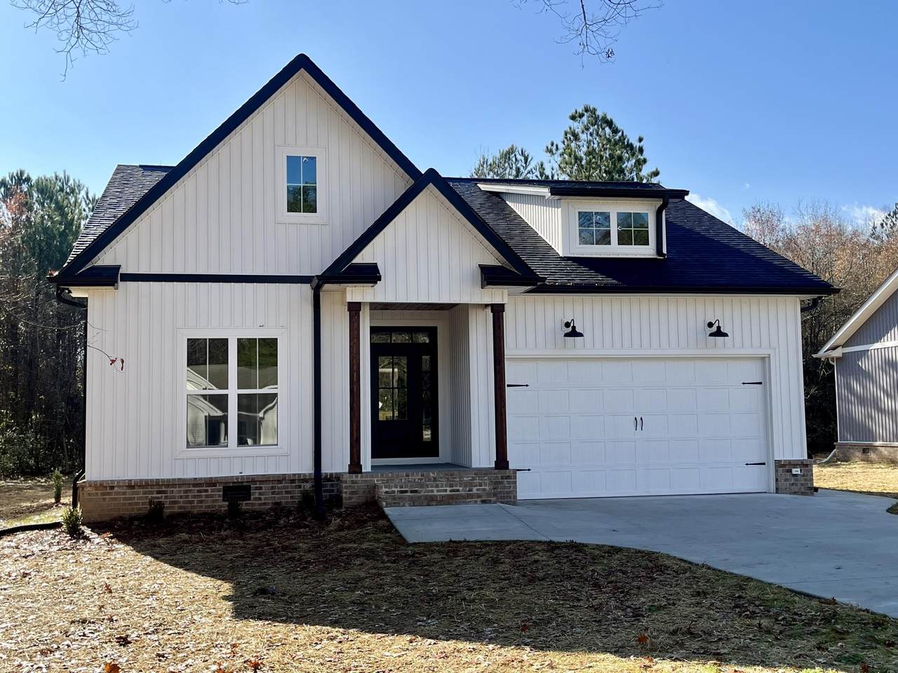 716 Forrest Avenue - Photo 1
