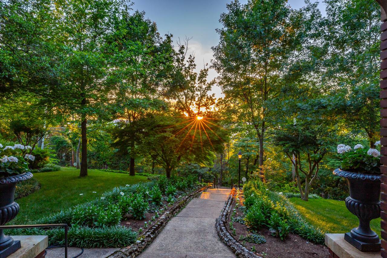 https://bt-photos.global.ssl.fastly.net/chattanooga/1280_boomver_1_1394983-2.jpg