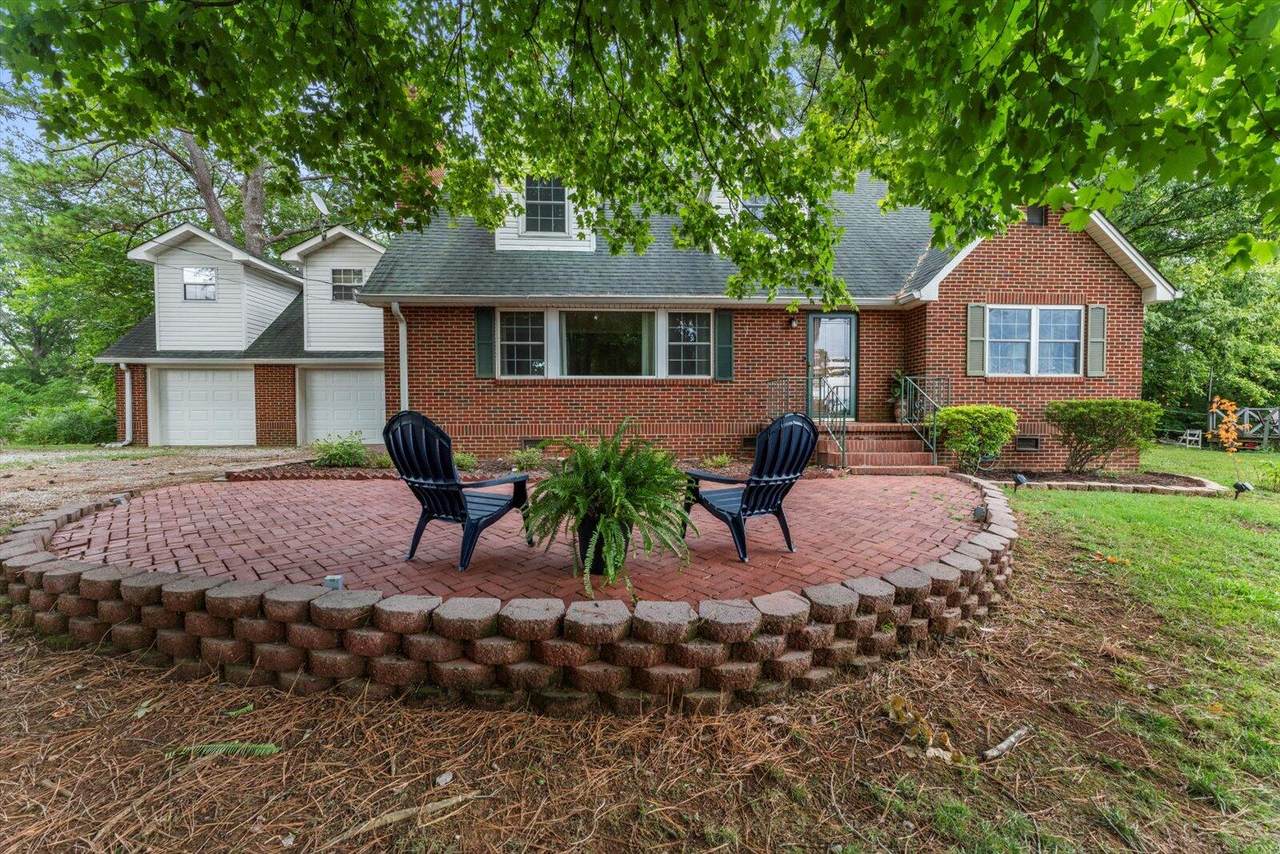 1032 Thelmeta Avenue - Photo 1