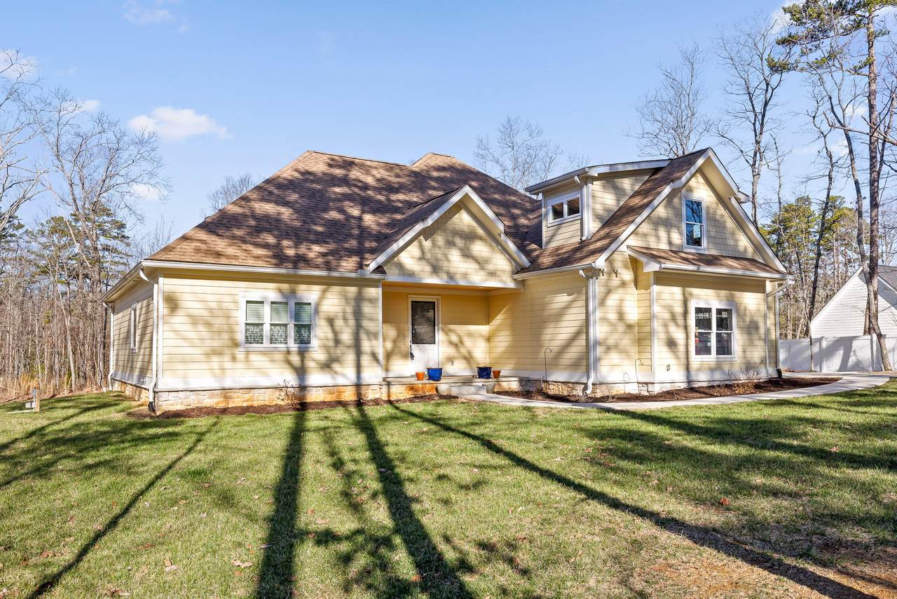 8229 Hixson Springs Road - Photo 1