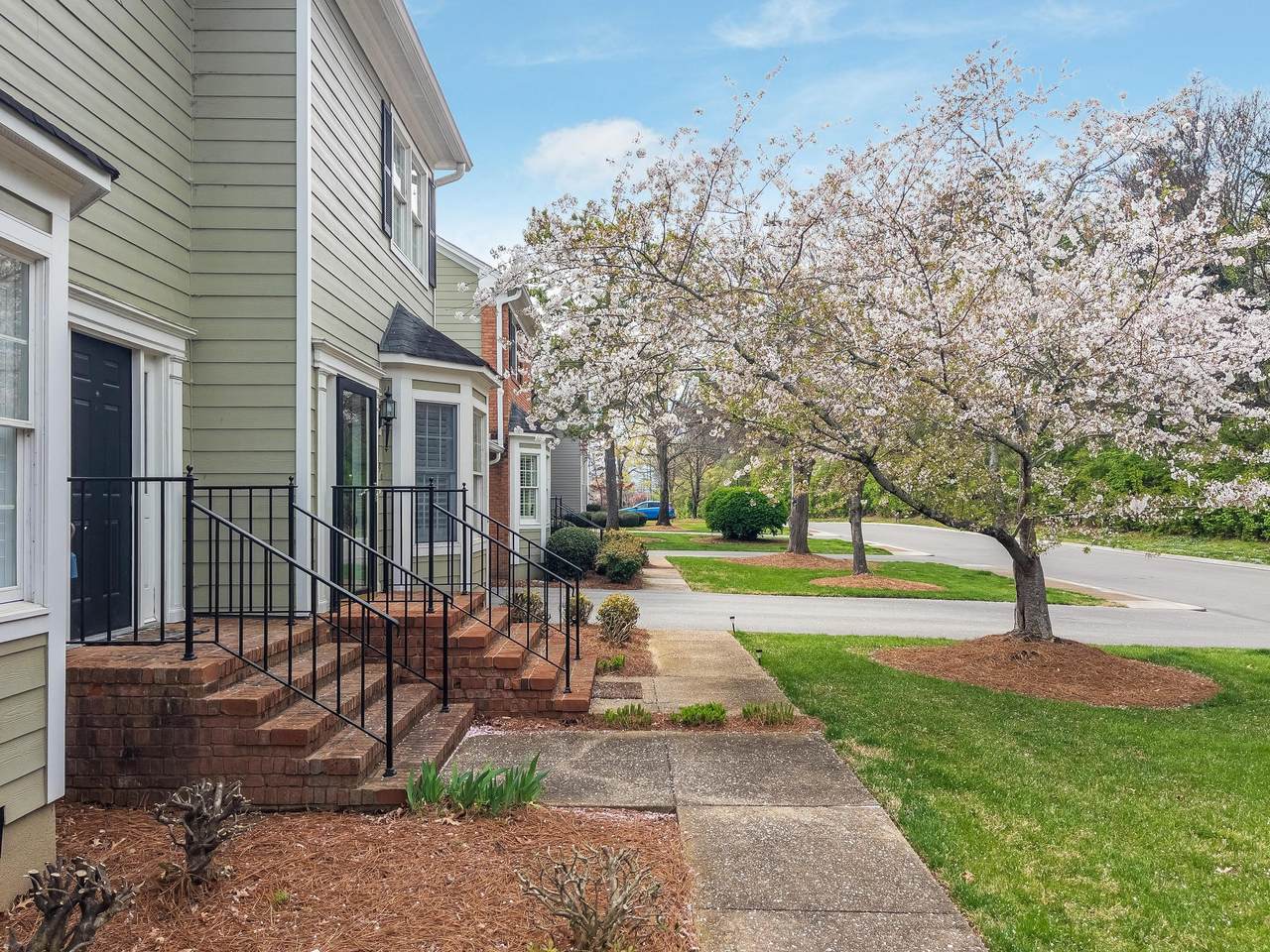 1298 Heritage Landing Drive - Photo 1