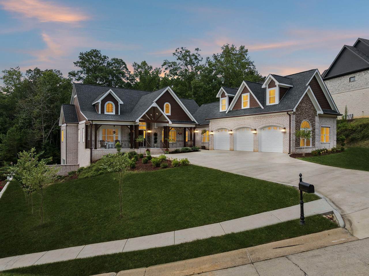 https://bt-photos.global.ssl.fastly.net/chattanooga/orig_boomver_3_1518800-2.jpg