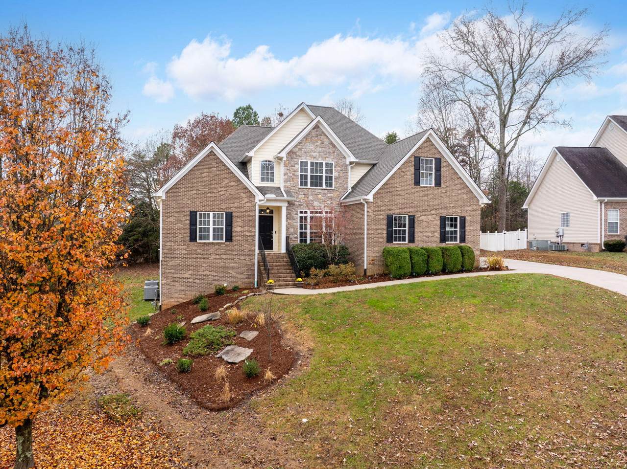 3961 Bentwood Cove Drive - Photo 1