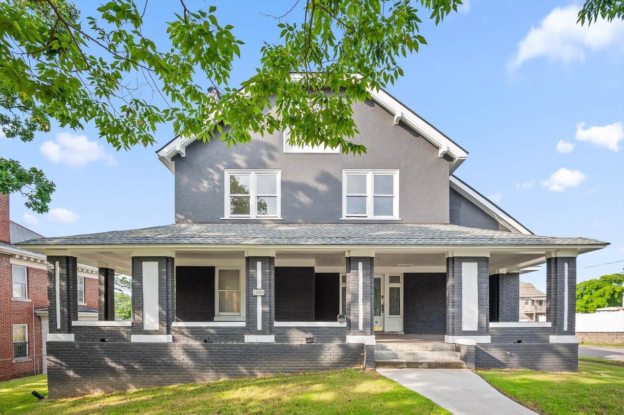 2000 Oak Street - Photo 1